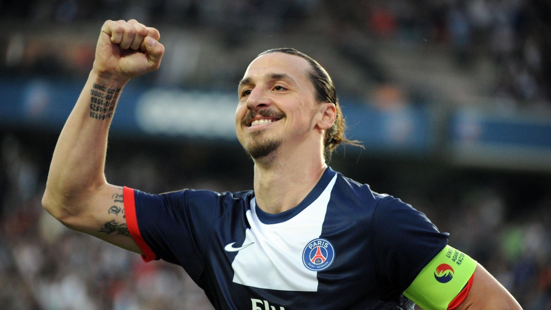 巴雷拉一传一射导演完美胜利，曼联季前赛3-1完胜多特蒙德展现战术新貌